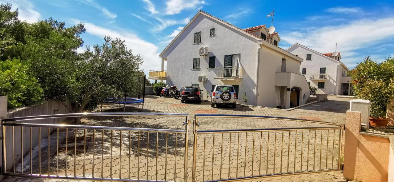 Nono Jure , Private Pool & Sauna Počitniška hiša Milna (Brac)