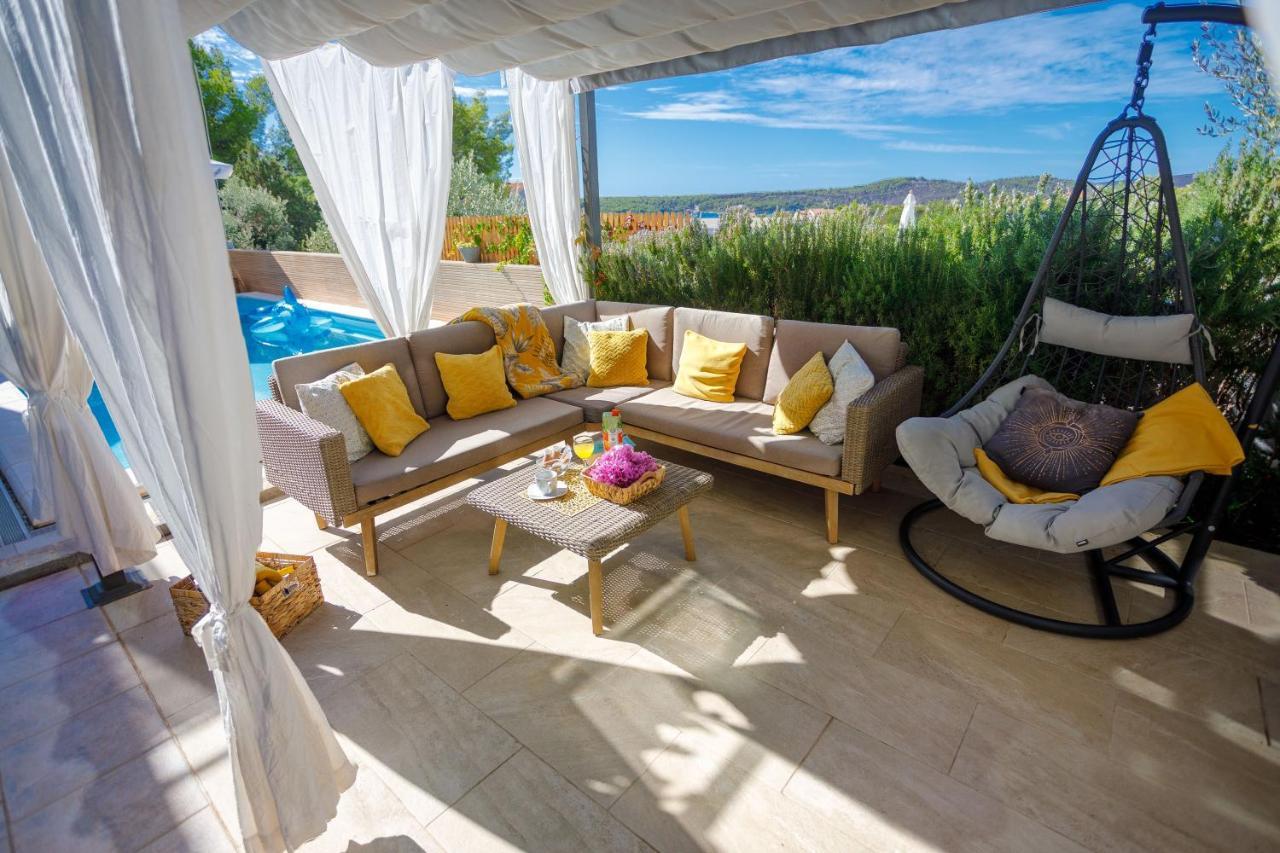 Semesterbostad Nono Jure , Private Pool & Sauna Milna (Brac)